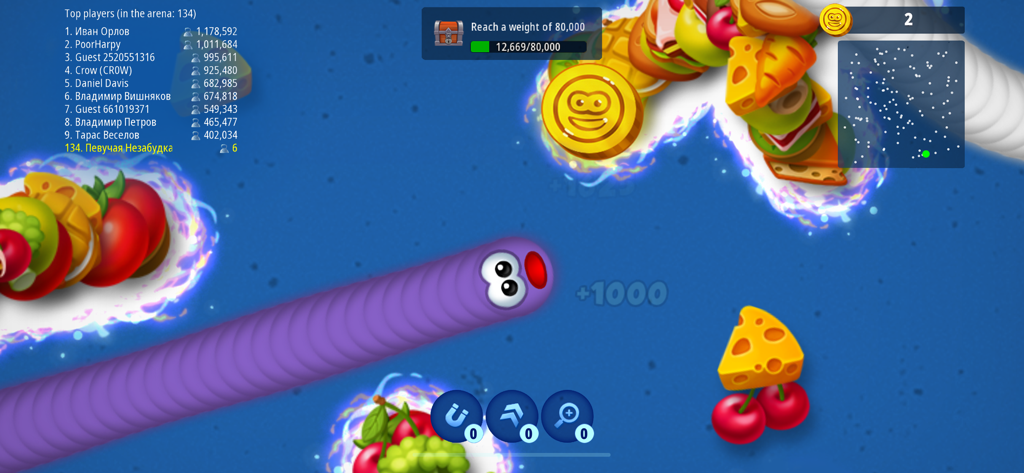 Worms Zone .io — Hungry Snake - Um verme roxo comendo itens de comida na arena de batalha Worms Zone