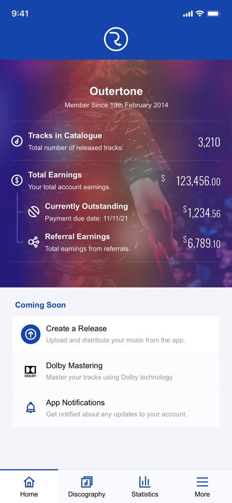 RouteNote - Panel de control de la aplicación RouteNote que muestra las ganancias del artista y estadísticas del catálogo de canciones