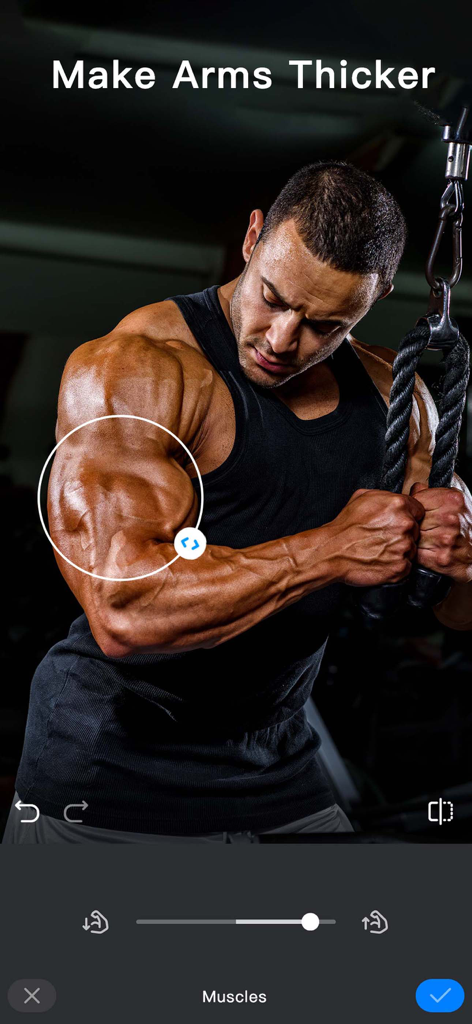 Herramienta de edición de músculos de la aplicación Manly haciendo los brazos más gruesos en una foto de gimnasio