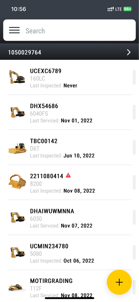 Cat® Wear Management System - Vue de la liste des équipements dans le Cat Wear Management System montrant diverses machines lourdes et leur historique d'inspection