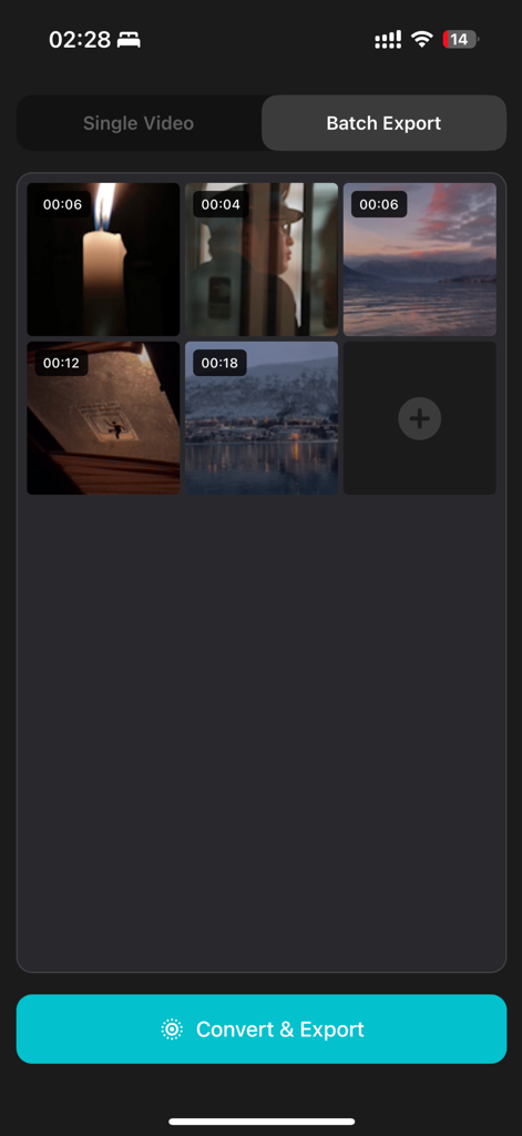 LiveCut: Video to Live Photos - LiveCutアプリのインターフェース。ライブフォトへの変換のために複数のビデオサムネイルが選択されたバッチエクスポートモードが表示されています。