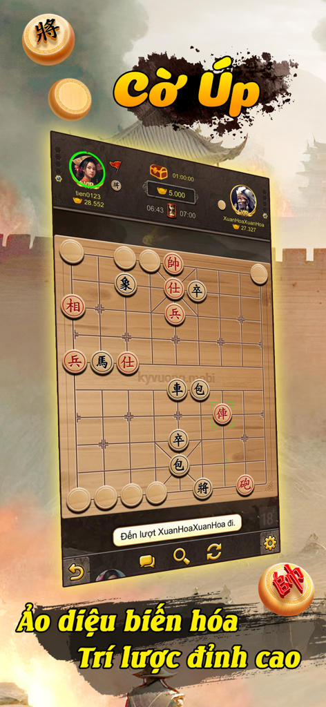 Ky Vuong app screen showing Co Up hidden chess gameplay