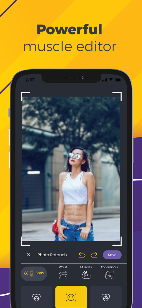 Screenshot dell'app Body Editor che mostra il potente strumento di modifica muscolare per gli addominali