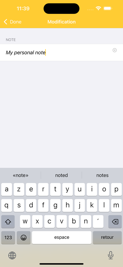 A interface de edição do aplicativo Note Widget mostrando um campo de entrada de texto e um teclado de celular