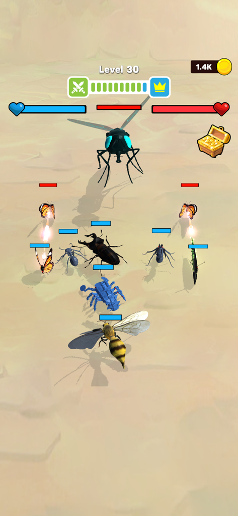 Merge Ant: Insect Fusion - Insectos y monstruos atacando a un jefe mosca gigante en el juego móvil Merge Ant Insect Fusion