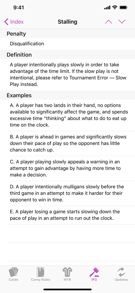 MTG Guide - Captura de pantalla de la aplicación Guía MTG que muestra las reglas de demora y ejemplos de la Guía de Procedimiento de Infracciones.