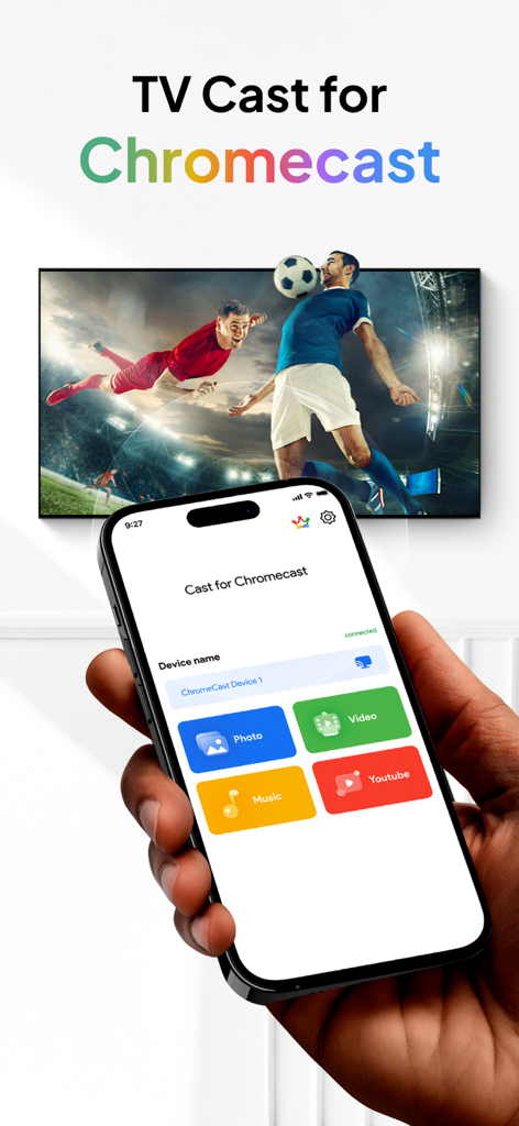 Screen Mirroring: Cast & TV - Una pantalla de iPhone reflejando un partido de fútbol en un televisor inteligente usando la aplicación Cast for Chromecast.
