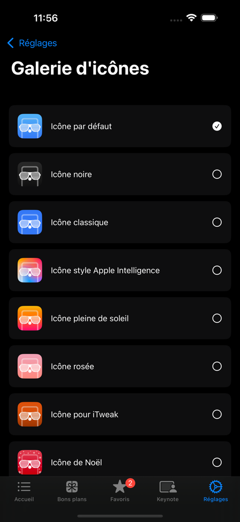 Custom app icon selection gallery in the iSoft settings menu showing different styles like black, classic, and Apple Intelligence.