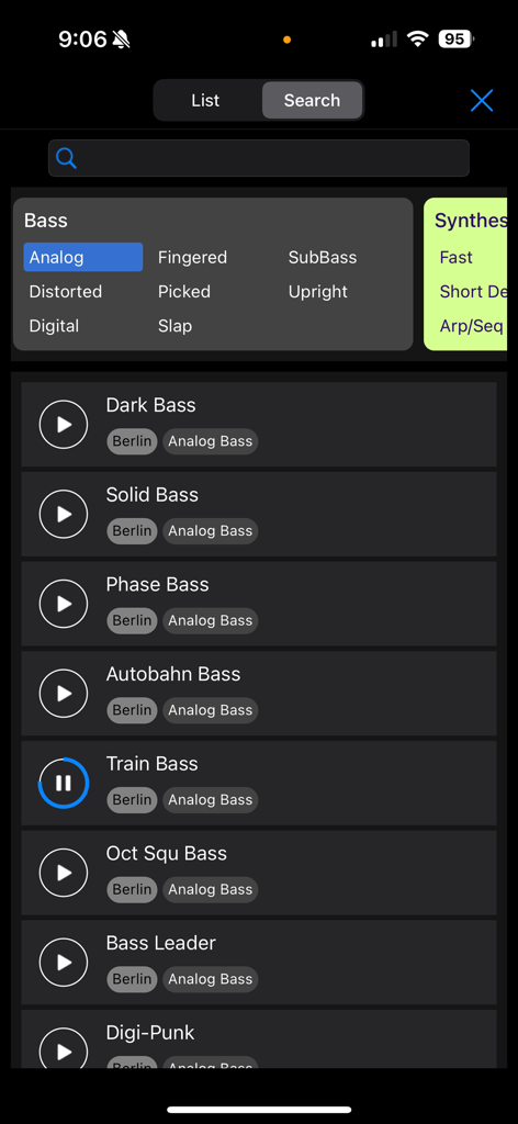 KORG Gadget 3 - Uno screenshot del browser dei suoni di KORG Gadget 3 che mostra un elenco di preset di basso analogico dal gadget Berlin su un dispositivo mobile.