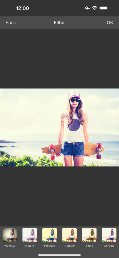 Image Size PRO - Uma captura de tela do aplicativo Image Size PRO mostrando diferentes opções de filtro de foto na parte inferior da tela.