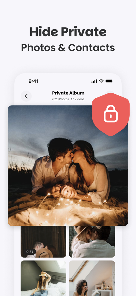 보안을 위해 빨간색 방패와 자물쇠 아이콘이 있는 개인 사진 앨범을 표시하는 모바일 인터페이스.