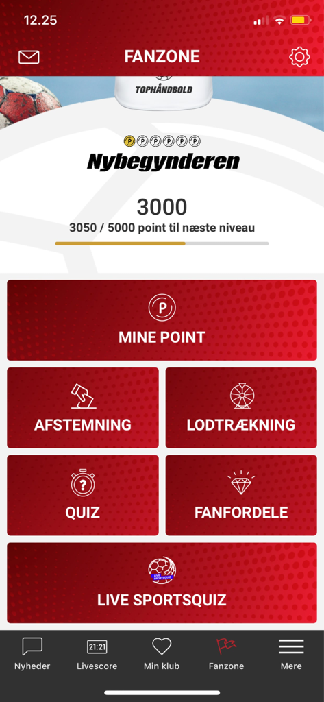 Tophåndbold - Tophandbold app fanzone screen with fan loyalty points and interactive rewards.