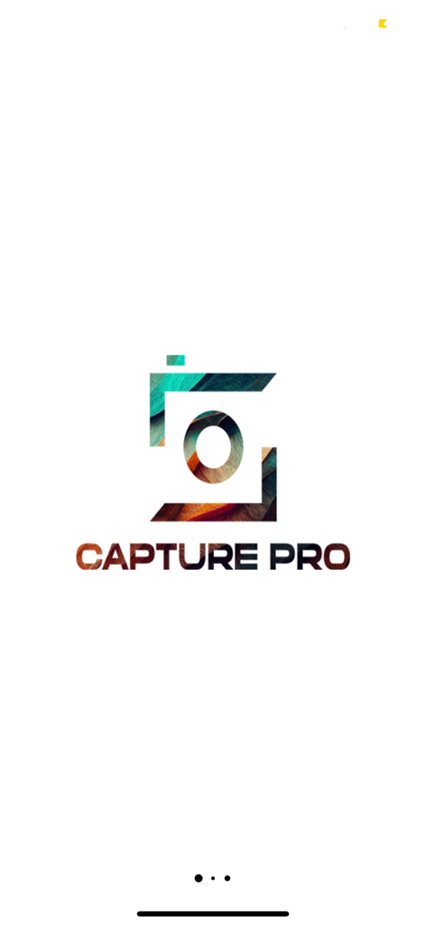 Capture Pro App - Capture Proアプリのスプラッシュスクリーン、カラフルなカメラロゴとブランド名が表示されています