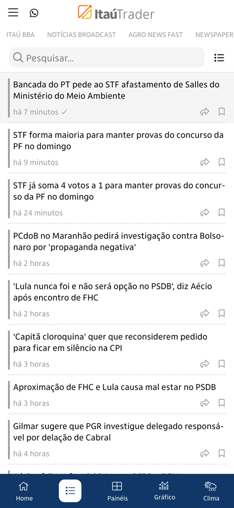 Itaú Trader - Itaú Trader app news feed displaying financial and political headlines for investment banking clients.