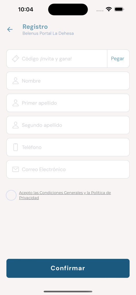 Belenus - Registration screen of the Belenus app featuring a signup form in Spanish with fields for name, contact details, and terms agreement