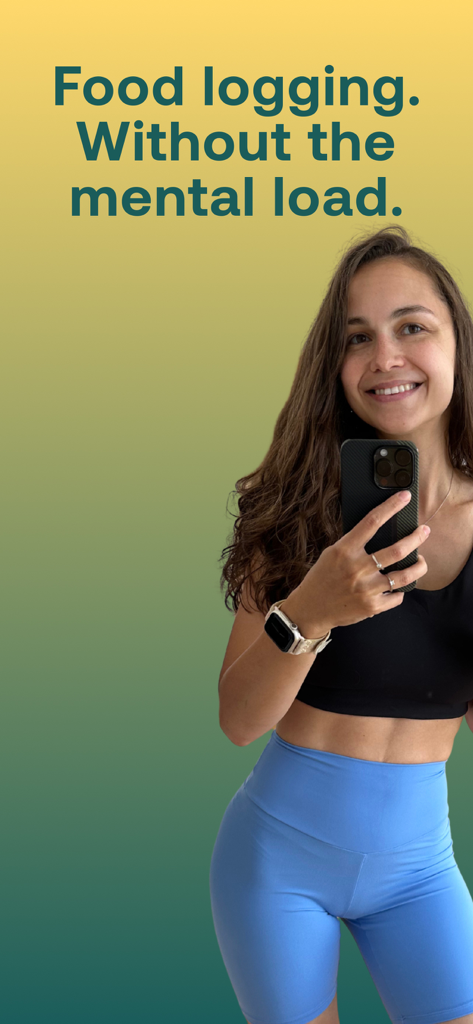A fit woman in athletic wear taking a mirror selfie with the text Food logging without the mental load