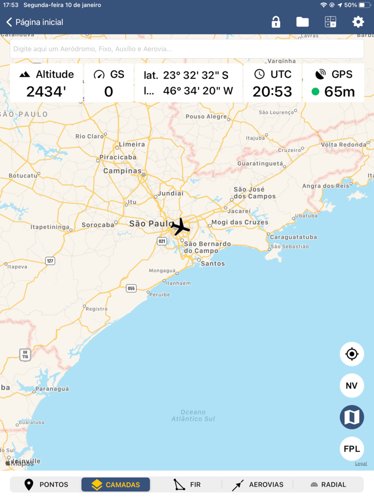 サンパウロ上空のリアルタイム飛行テレメトリを表示するFPL BR EFBアプリのナビゲーションマップインターフェイス