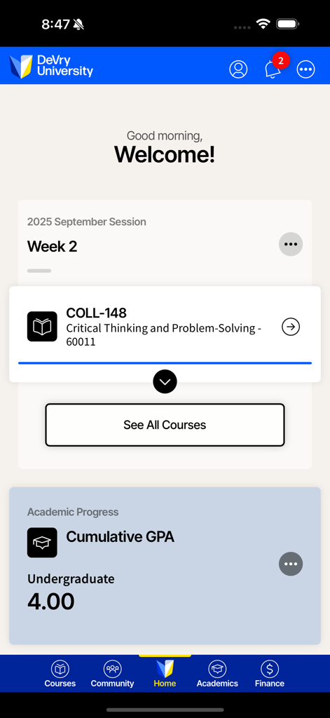 Tela inicial do aplicativo DeVry University exibindo cursos atuais e uma média geral de 4.0 GPA