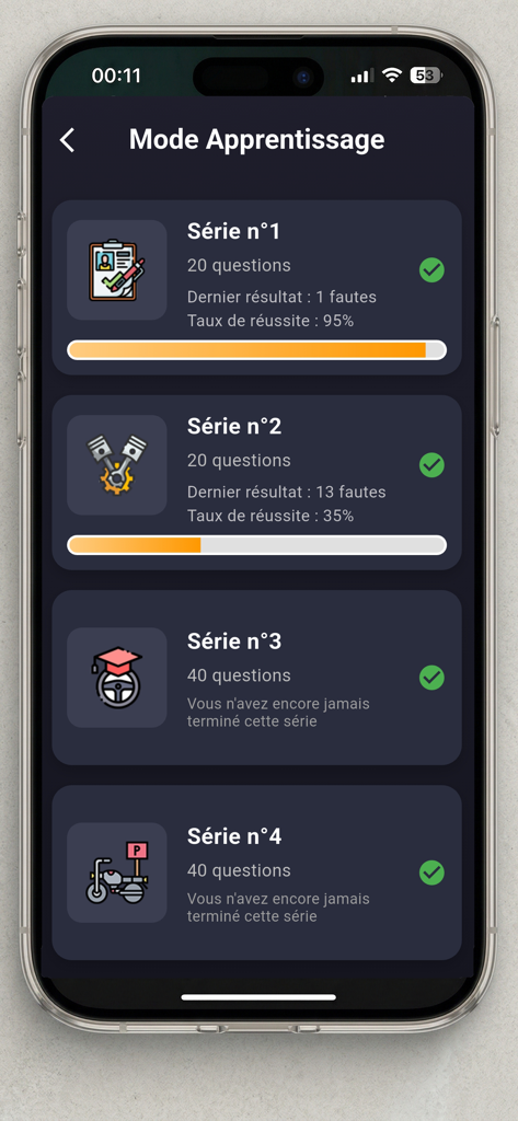 Code Moto ETM - Permis A A1 A2 - Interface de l'application Code Moto ETM affichant diverses séries de tests pratiques pour le permis moto avec suivi de progression et taux de réussite.