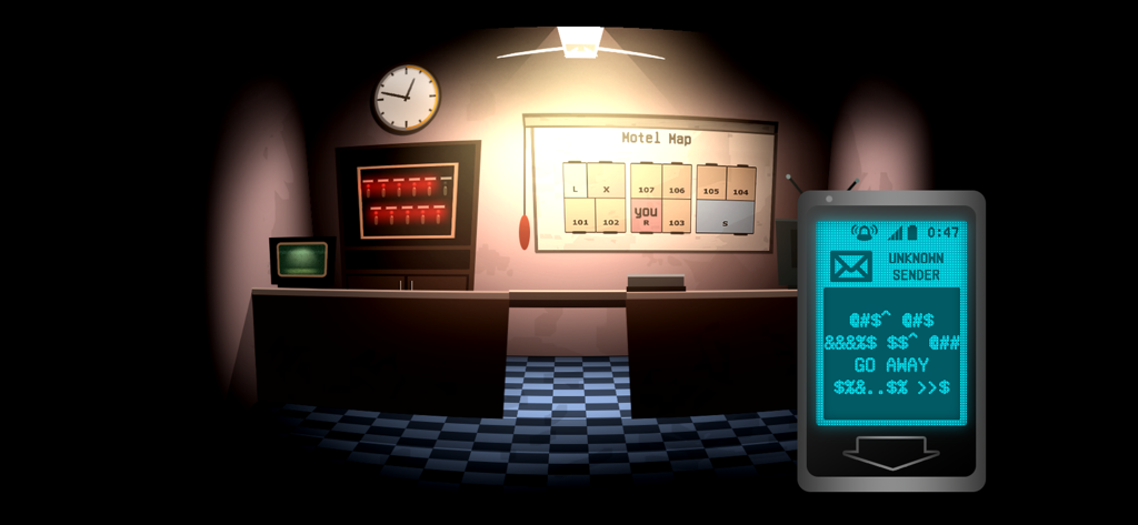 Eine Ego-Perspektive eines dunklen Motel-Empfangstresens mit einer Karte an der Wand und einem Telefon, das eine bedrohliche Nachricht von einem unbekannten Absender anzeigt.