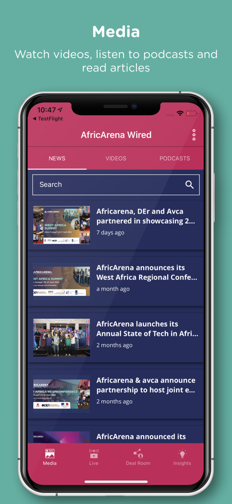 Interface de l'application mobile AfricArena Wired montrant la section médias avec un fil d'actualité sur les sommets de startups technologiques africaines et les mises à jour de l'écosystème