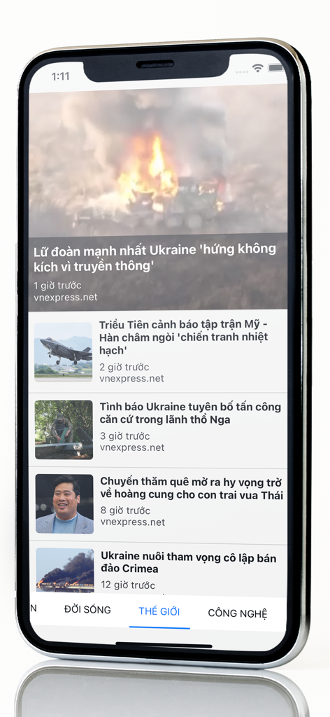 Báo Nhanh - Đọc báo siêu nhanh - Mobile app interface of Bao Nhanh showing a list of global news articles in Vietnamese on a smartphone screen.