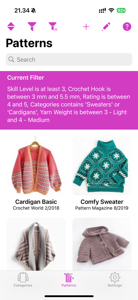 Crocheting Patterns Lite - La aplicación Crocheting Patterns Lite muestra una colección filtrada de diseños de suéteres y cárdigans.