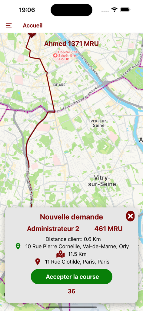 Captain Driver - Interface of the Captain Driver app showing a new ride request notification with a map and an accept button.