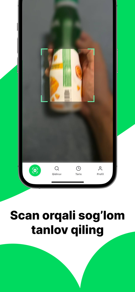 Sifatly: Product Scanner - Un smartphone usando la aplicación Sifatly para escanear un producto alimenticio en busca de información de salud