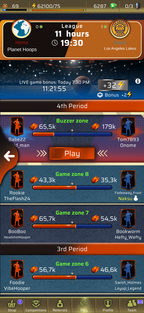 Buzzer Beater - PvP Basketball - Interfaz del juego móvil Buzzer Beater que muestra zonas activas de partido de baloncesto y puntuaciones de equipo