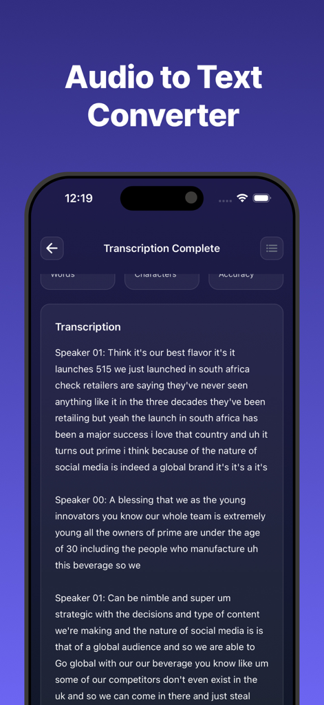 Transcribe Video to Text: Vid2 - 발표자 레이블이 있는 완료된 오디오 텍스트 전사본을 보여주는 Vid2 앱의 인터페이스