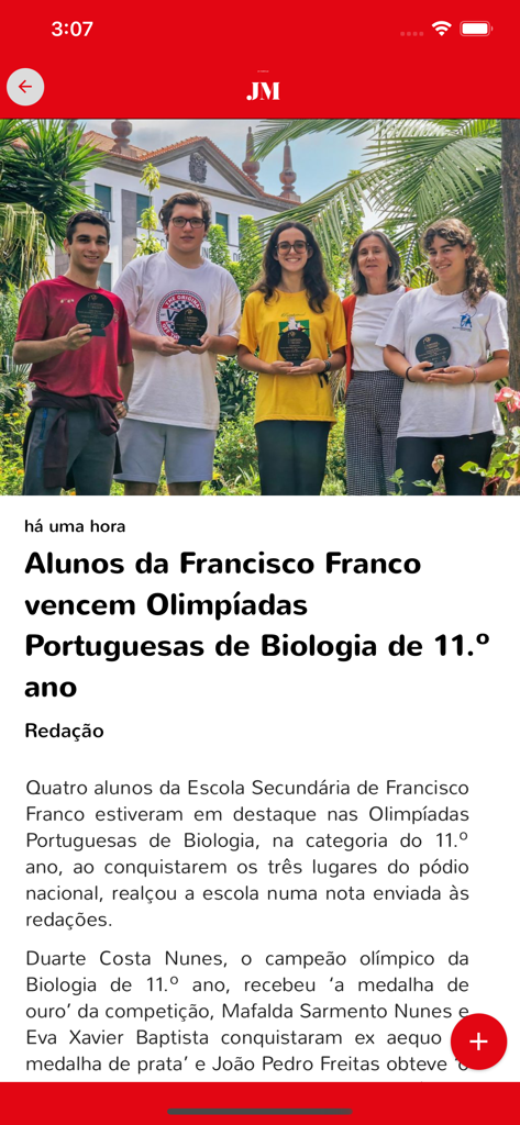 JM Madeira - A news article on the JM Madeira app showing students who won awards at the Portuguese Biology Olympiad