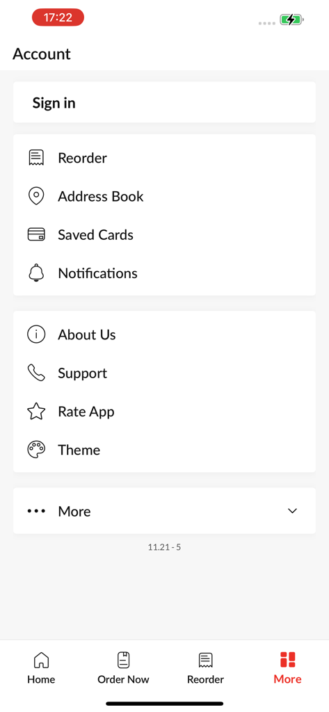 Manny's. - Mannys 음식 주문 앱의 계정 설정 화면, 로그인 및 사용자 프로필 옵션 표시