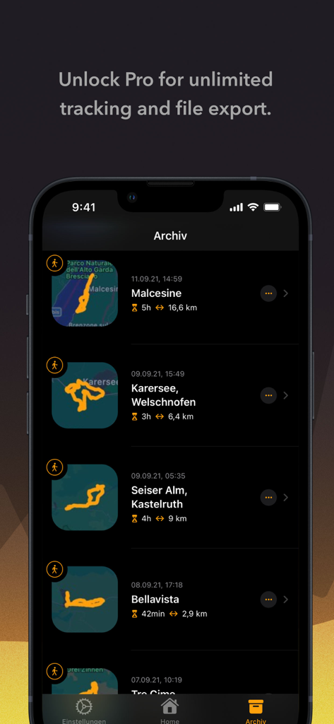 Baloc: Your altitude profile - Screenshot of the Baloc app archive showing a list of recorded hiking and cycling tours with GPS paths and trip details.