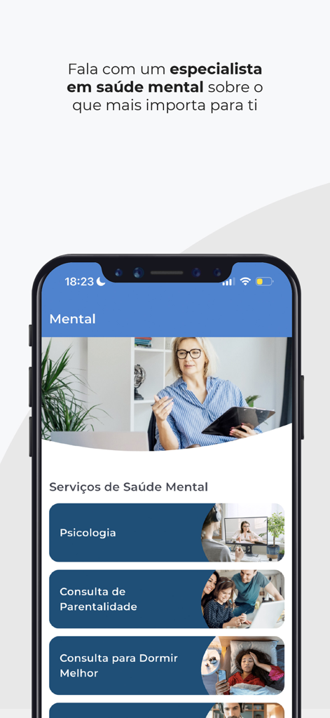 Smartphone screen showing mental health services in Portuguese including psychology and parenting consultations on the Médico 24/7 VICTORIA app.