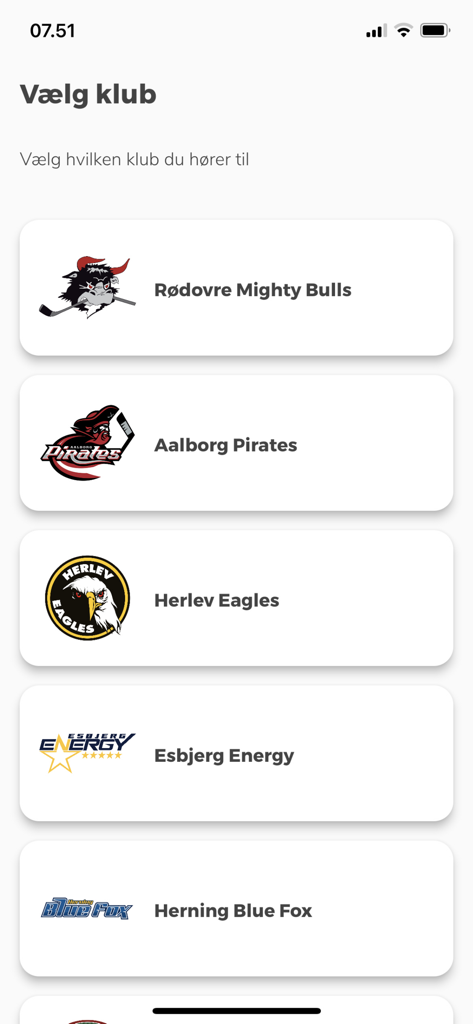 Metal Ligaen - Metal Ligaen app screen showing a list of Danish ice hockey clubs for selection