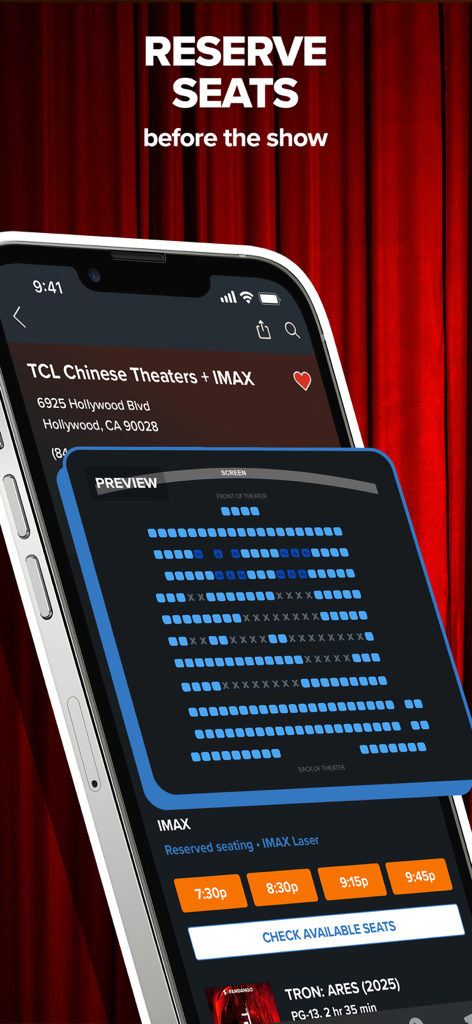 Fandango - Get Movie Tickets - Uno smartphone che mostra l'app Fandango con un'anteprima della mappa dei posti del cinema e gli orari degli spettacoli.