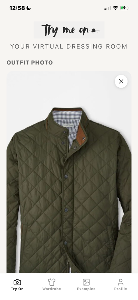 Try Me On - Interface do aplicativo Experimente mostrando uma jaqueta acolchoada verde-oliva selecionada para uma experimentação virtual.