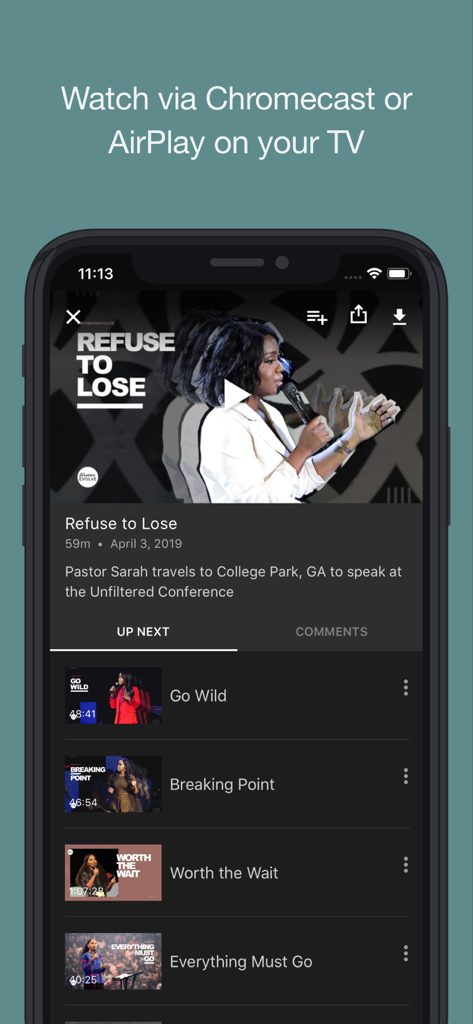 Captura de pantalla de la aplicación Woman Evolve TV que muestra un reproductor de video con opciones de transmisión y una lista de reproducción de sermones