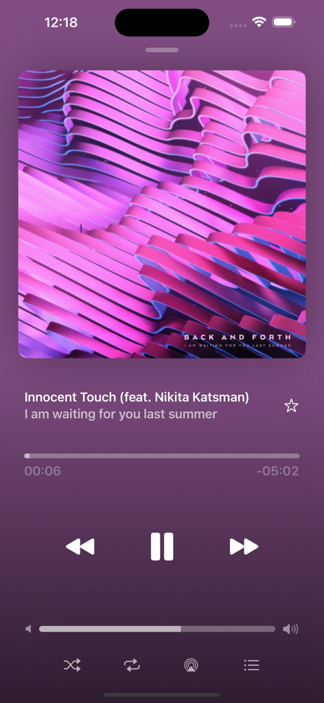 Music Folders - Pantalla de reproducción de la aplicación Carpetas de Música con un tema dinámico y controles de reproducción