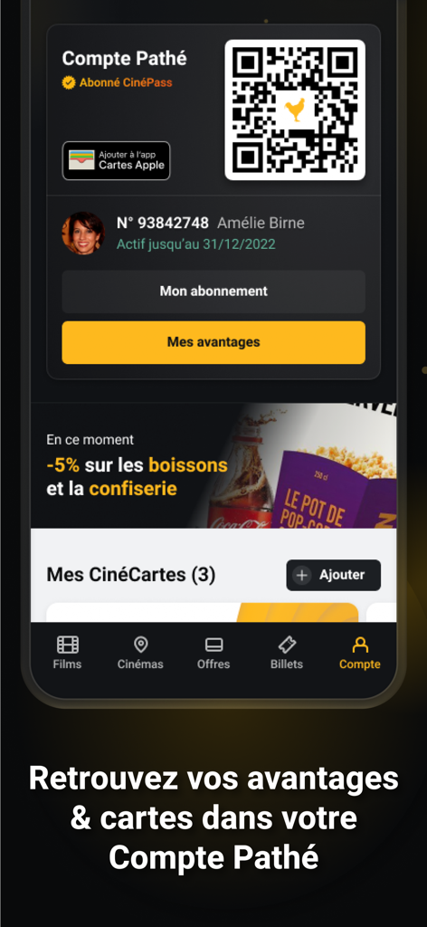 La pantalla de cuenta de fidelidad de la aplicación Pathé France que muestra un código QR digital para CinePass y beneficios para miembros.