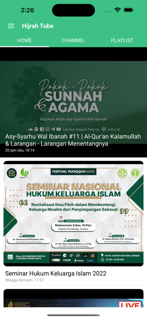 La section Hijrah Tube de HijrahApp affichant une liste de conférences et séminaires vidéo islamiques.