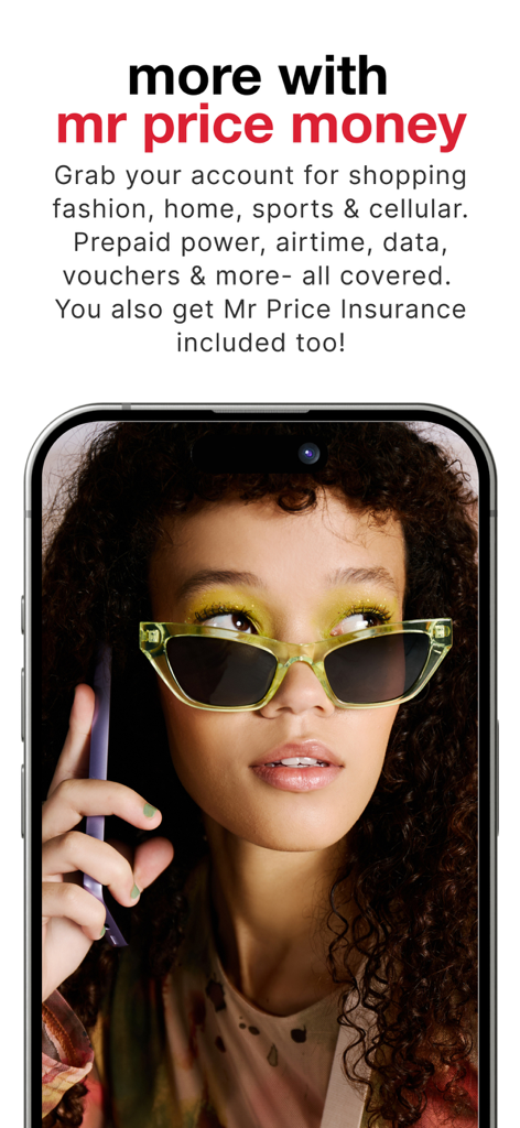 Mr Price App - Promoción de Mr Price Money con una joven con gafas de sol usando un smartphone para comprar y para servicios prepago