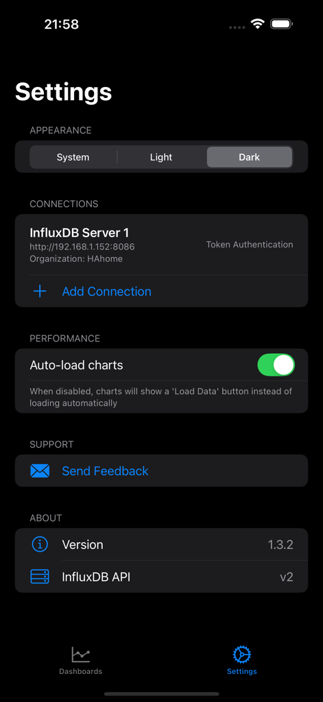 Schermata delle impostazioni dell'app InfluxDB Dashboard che visualizza le opzioni di connessione al server e di aspetto.