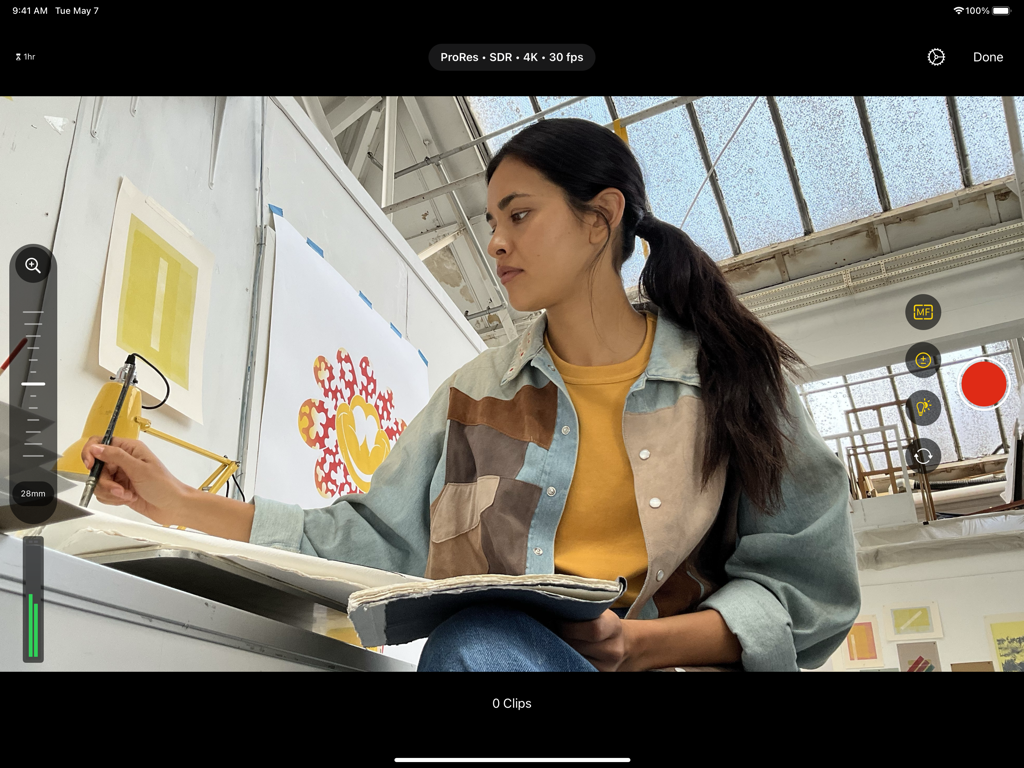 Final Cut Pro for iPad pro camera interface showing 4K video recording settings and a creator in a studio