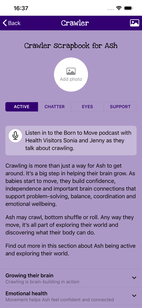 L'application Born to move affichant les étapes clés du développement et des conseils pour les bébés au stade de rampement.