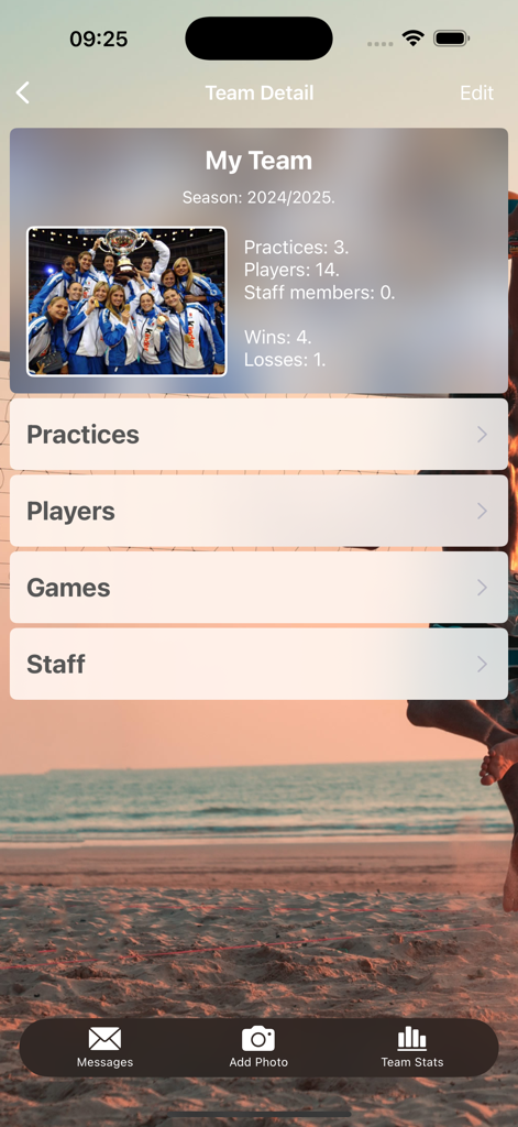 Assistant Coach Volleyball - Team management dashboard in the Assistant Coach Volleyball app showing season stats and team details