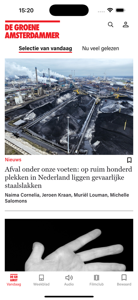 Screenshot of De Groene Amsterdammer app showing news articles and navigation menu