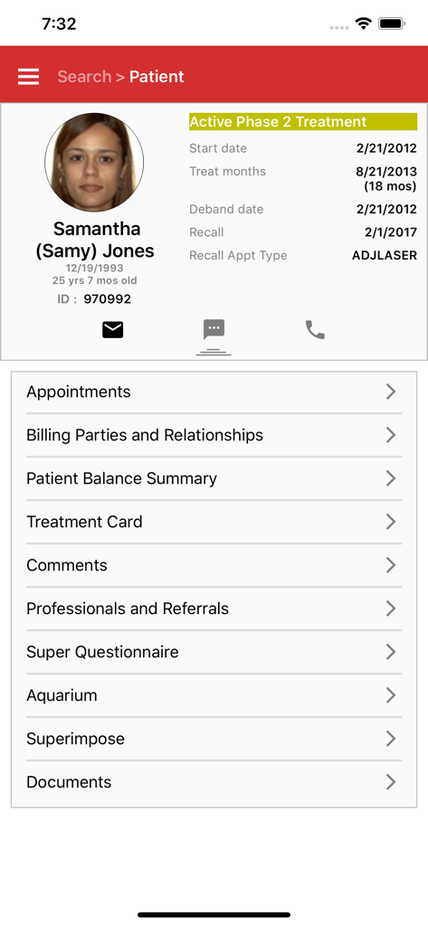 Patient profile screen in the Dolphin Mobile app displaying treatment status and clinical records