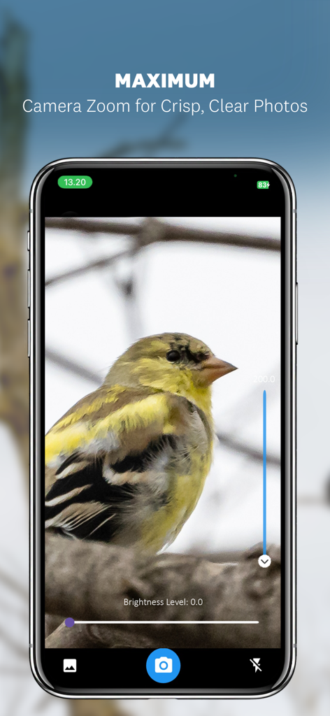 Ultra Camera Zoom HD 100x - Ultra Camera Zoom HD app interface showing a detailed zoom on a yellow bird